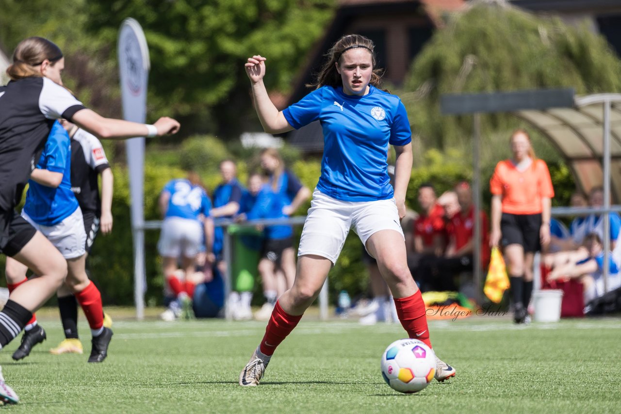 Bild 68 - wBJ SH-Pokalfinale  Holstein-Kiel - SV Viktoria : Ergebnis: 1:0